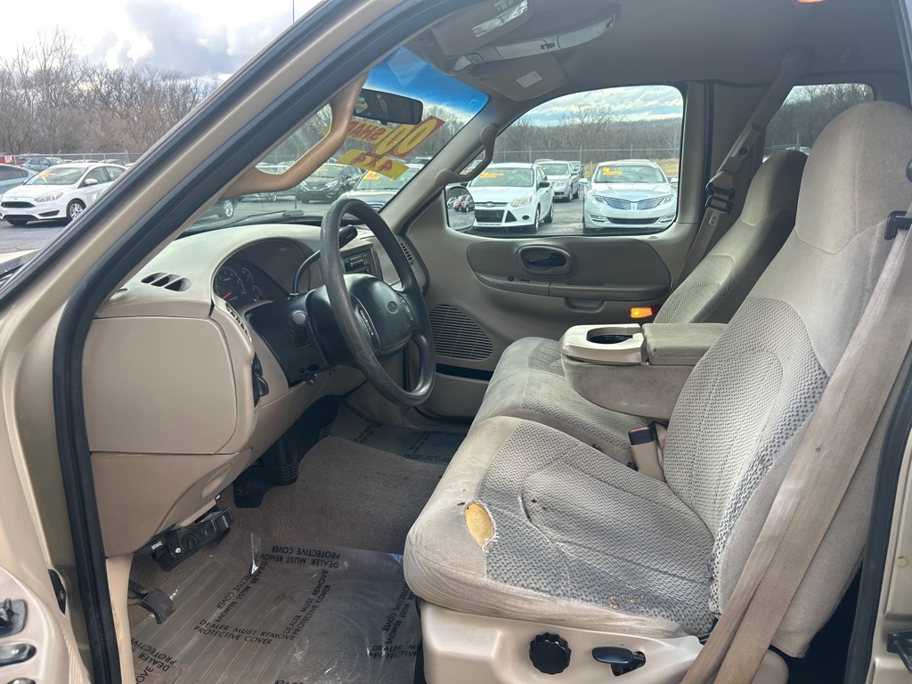 Ford F-150 WS SuperCab Short Bed 4WD 2000