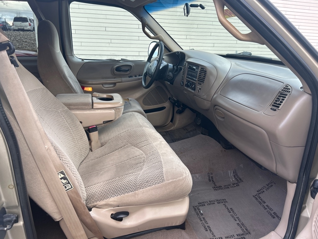 Ford F-150 WS SuperCab Short Bed 4WD 2000