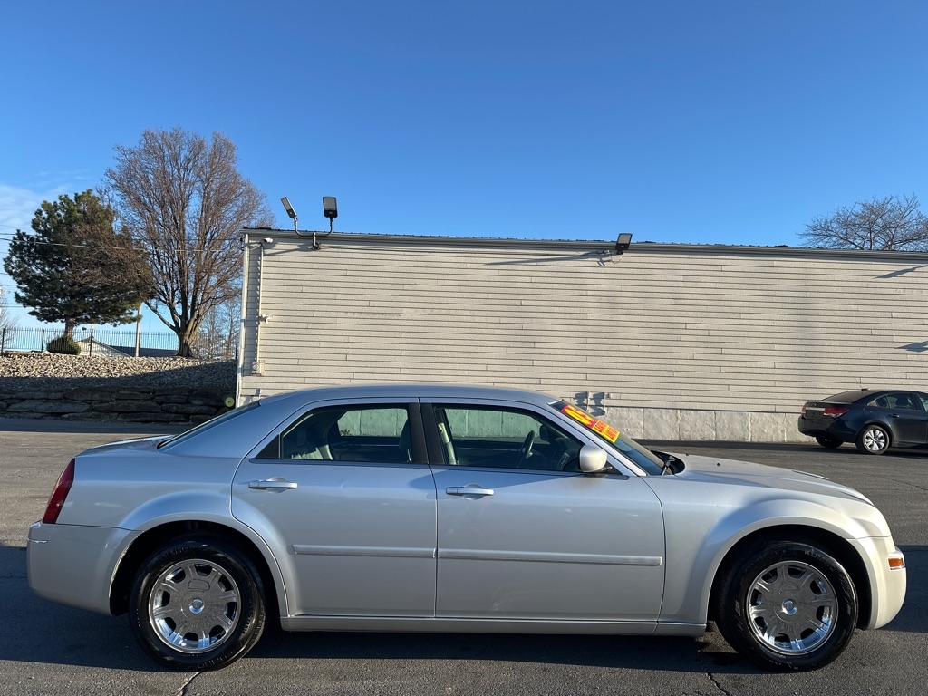 Chrysler 300 Touring 2005