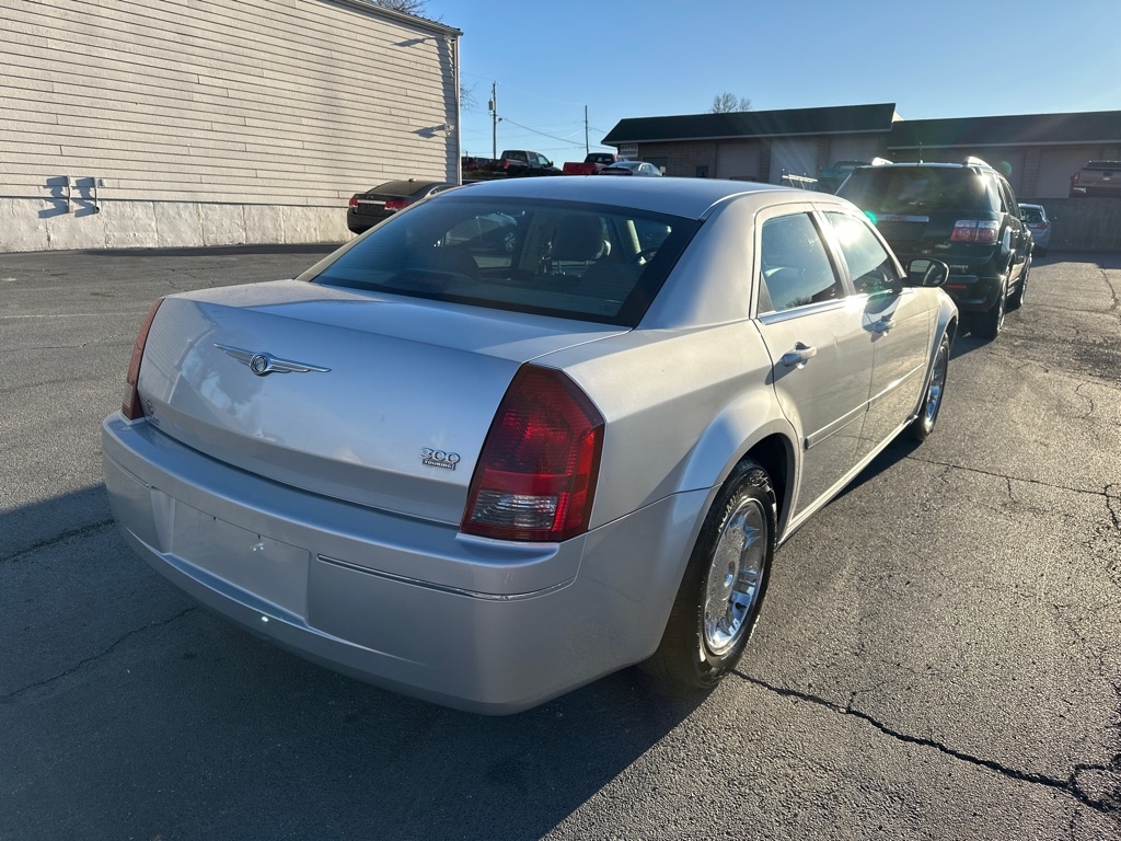 Chrysler 300 Touring 2005