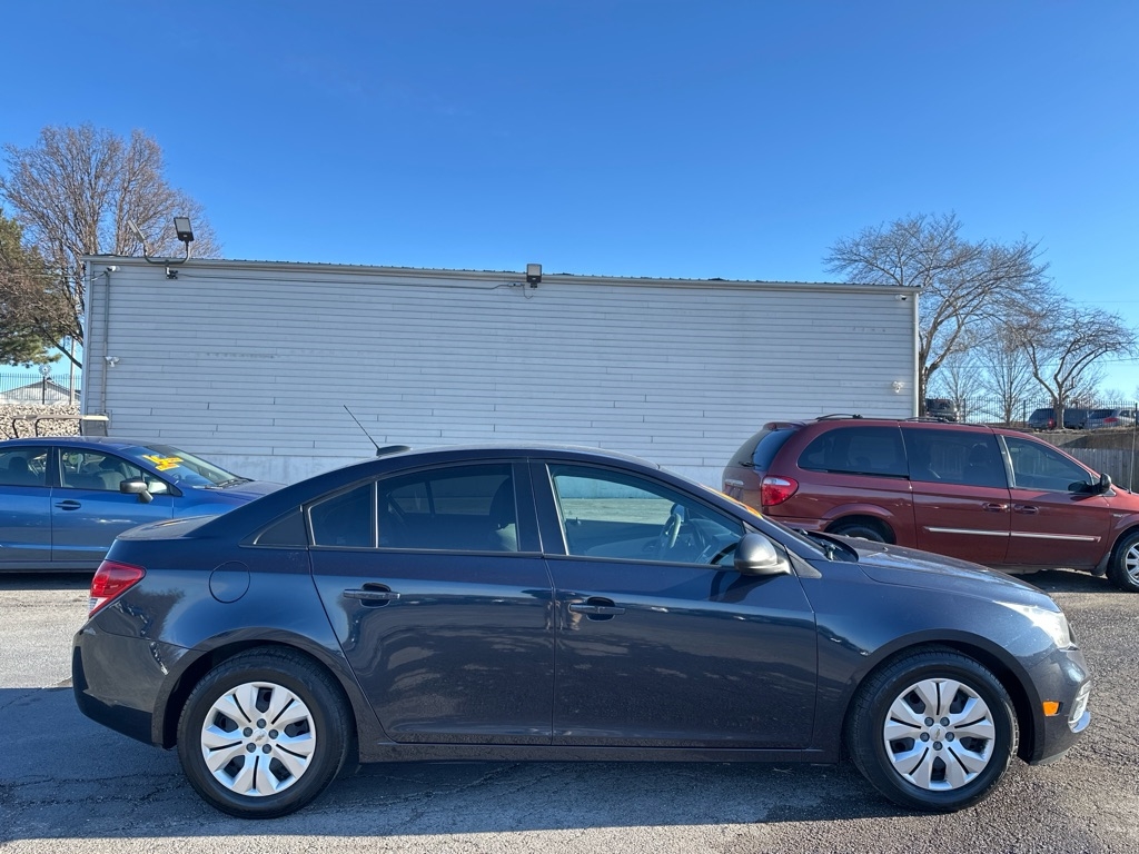 Chevrolet Cruze LS Auto 2015