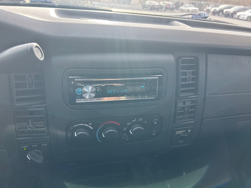 Dodge Dakota 4WD 2001