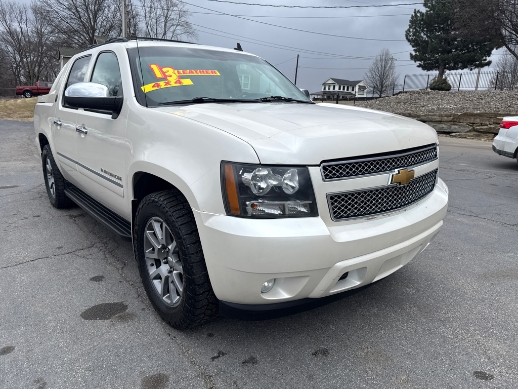 Chevrolet Avalanche LTZ 4WD 2013