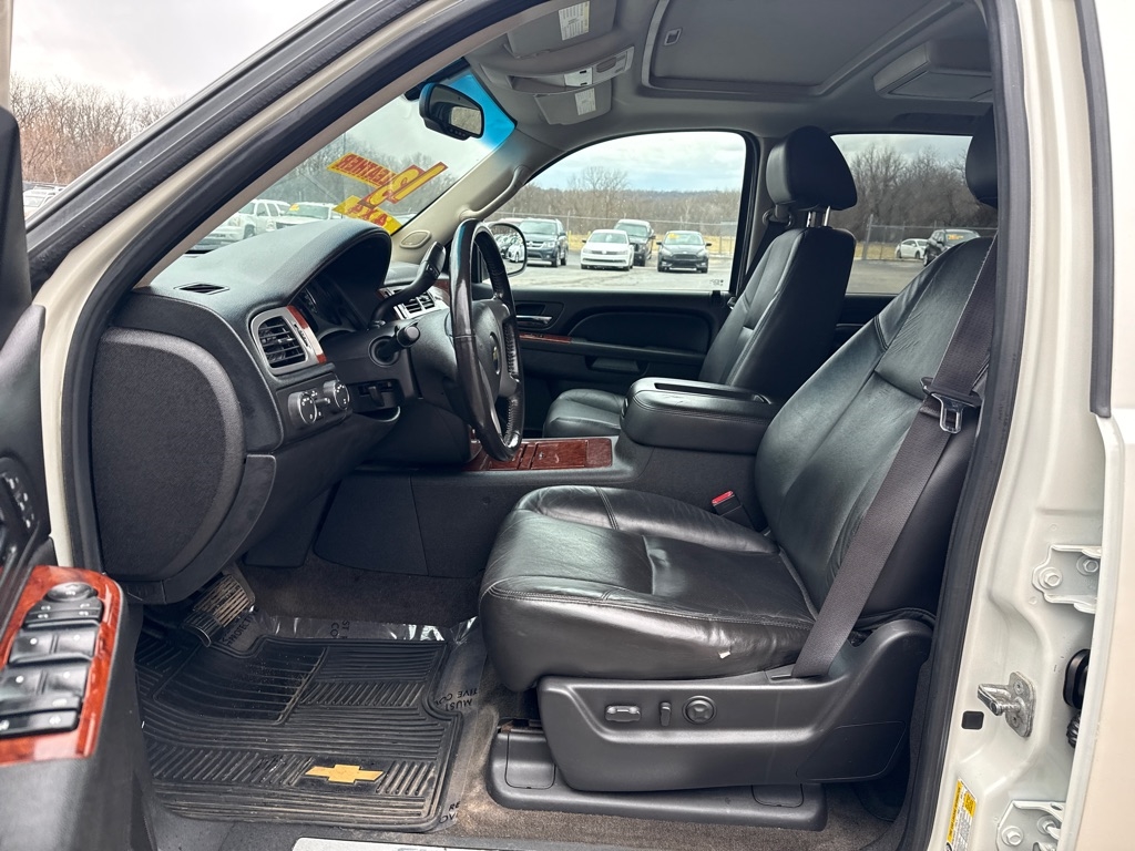 Chevrolet Avalanche LTZ 4WD 2013