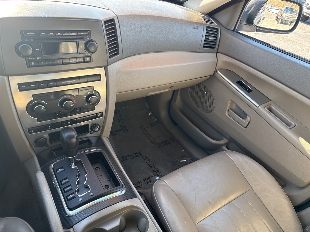 Jeep Grand Cherokee Laredo 4WD 2007