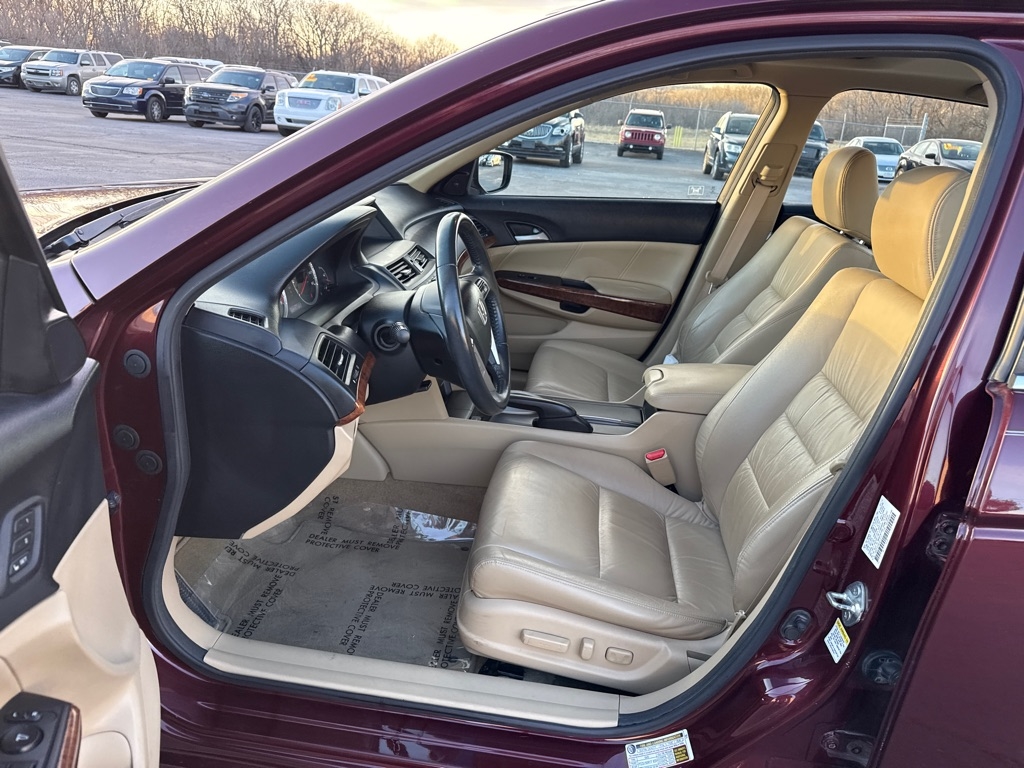 Honda Accord EX-L V6 Sedan AT 2012