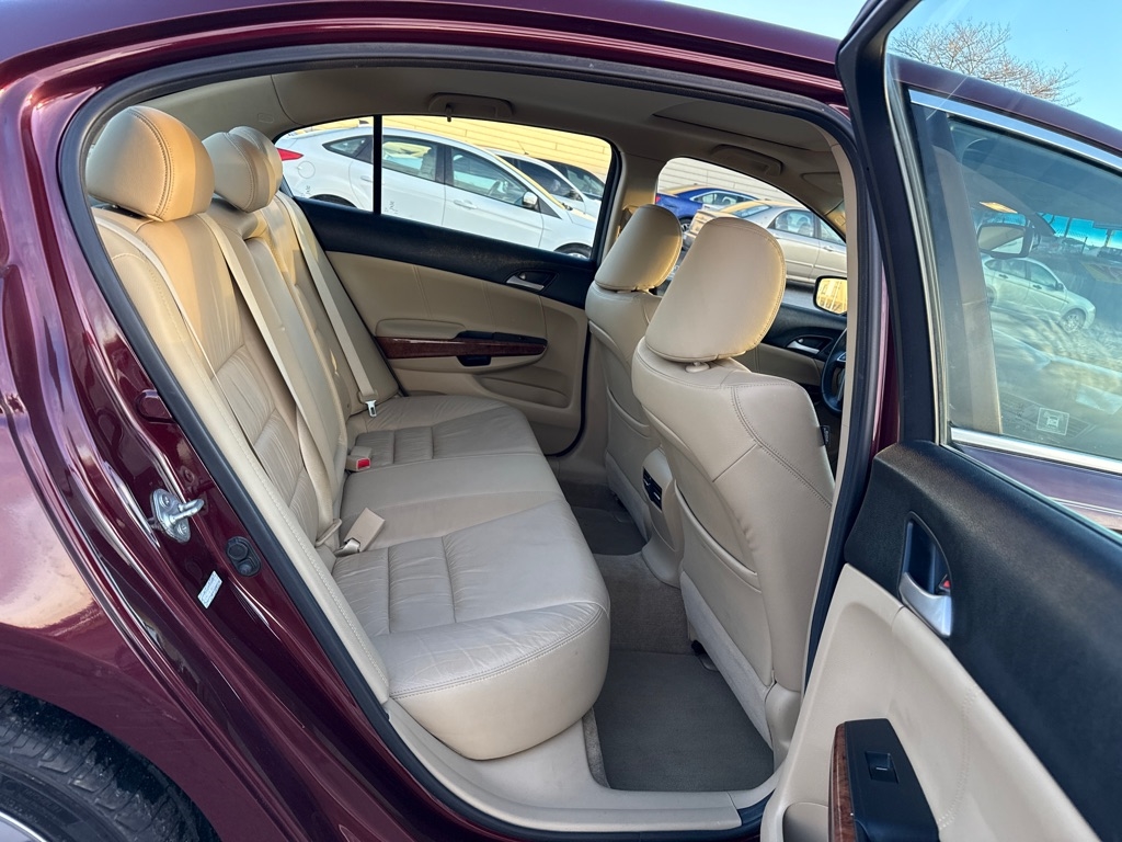 Honda Accord EX-L V6 Sedan AT 2012