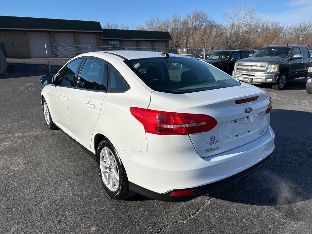 Ford Focus SE Sedan 2015