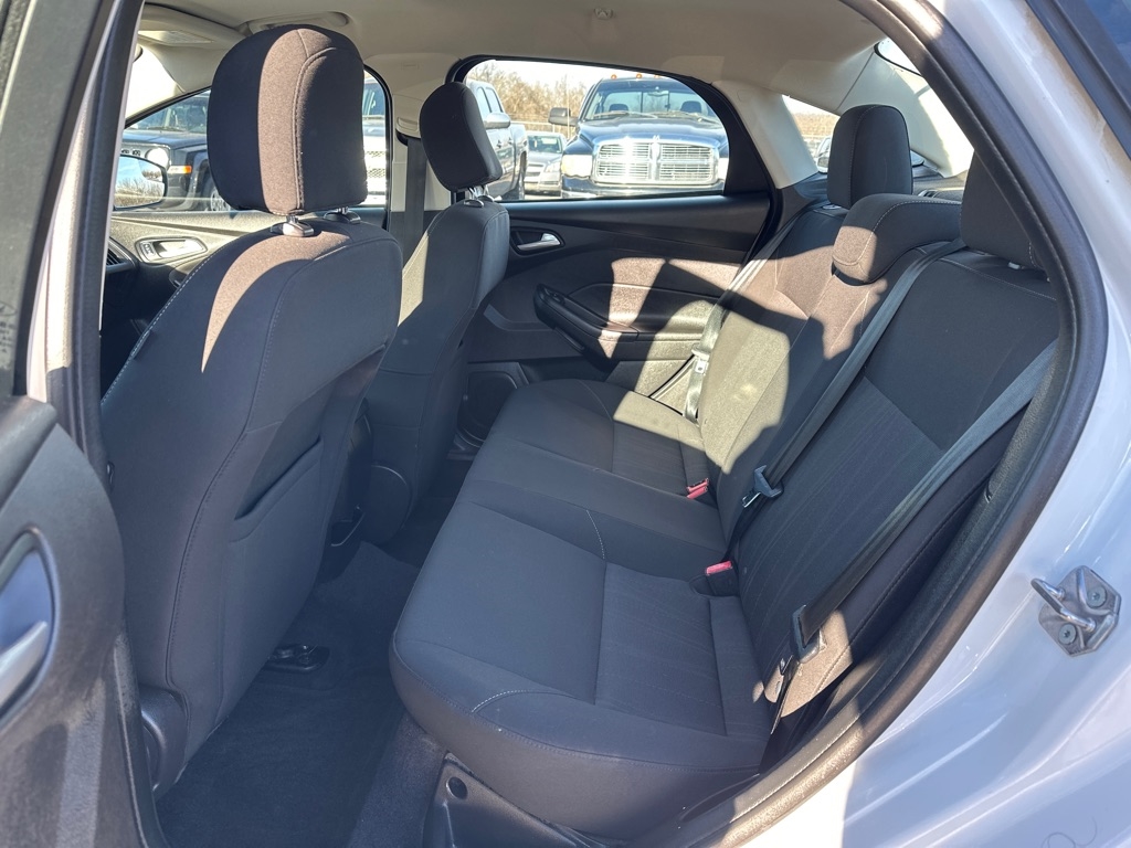 Ford Focus SE Sedan 2015