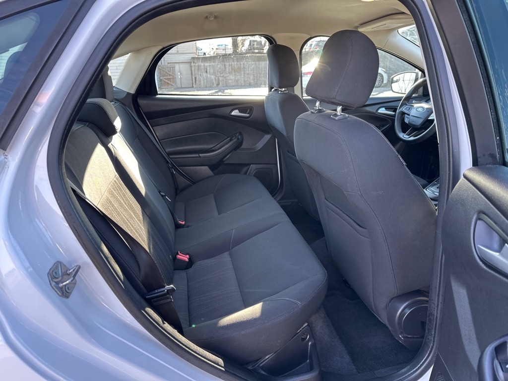 Ford Focus SE Sedan 2015