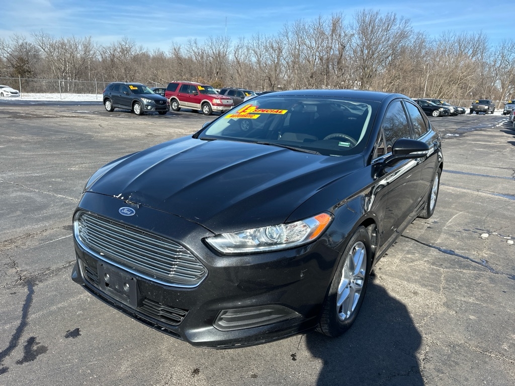 Ford Fusion SE 2013