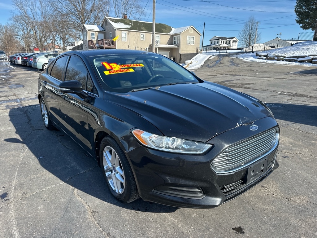 Ford Fusion SE 2013