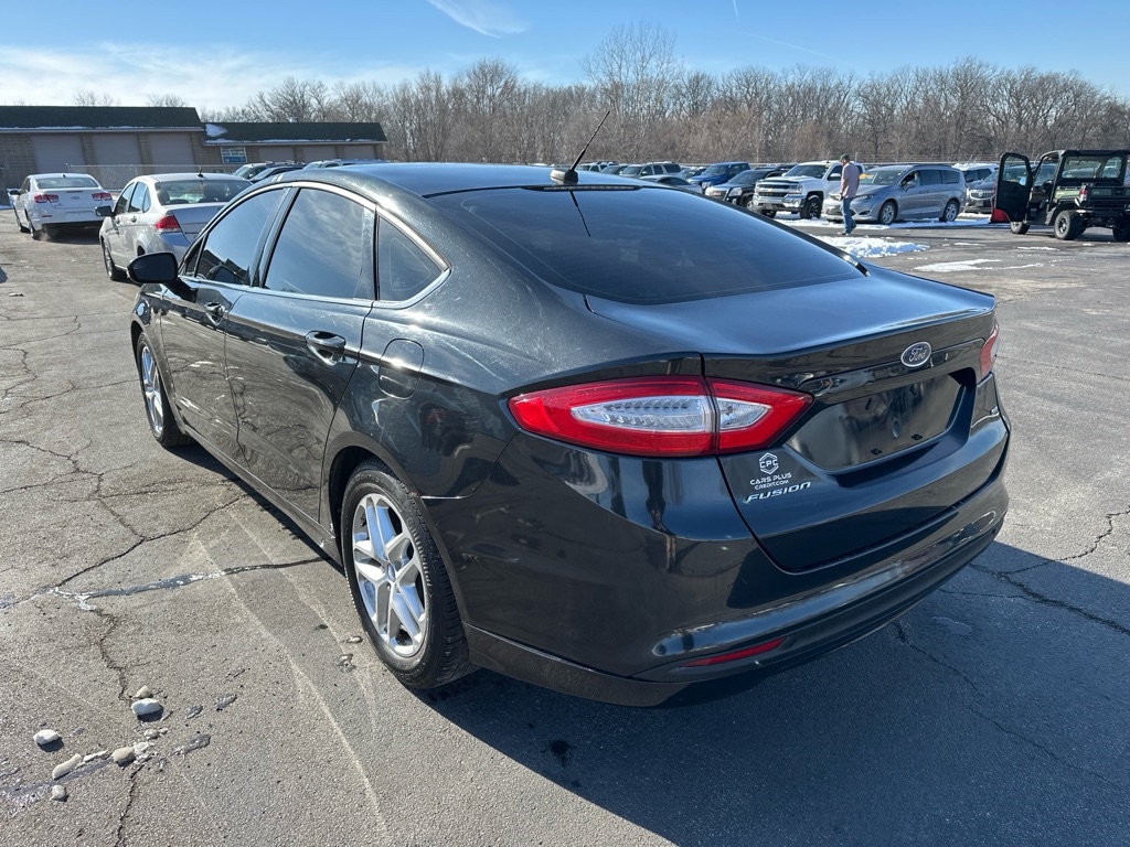 Ford Fusion SE 2013