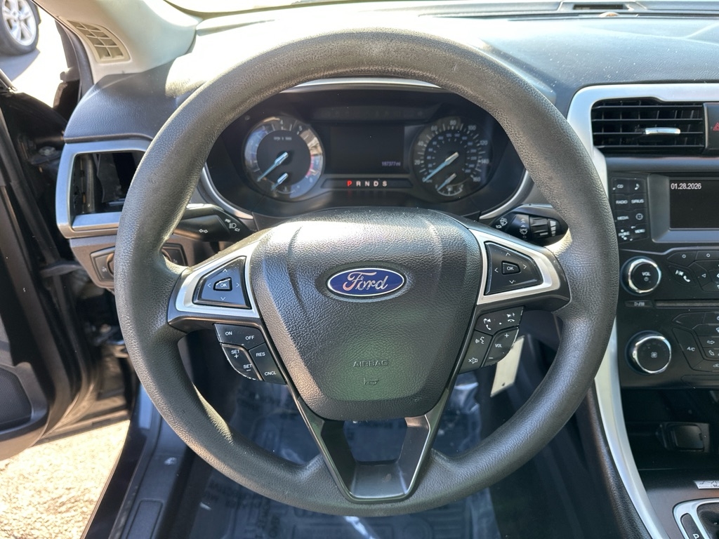 Ford Fusion SE 2013