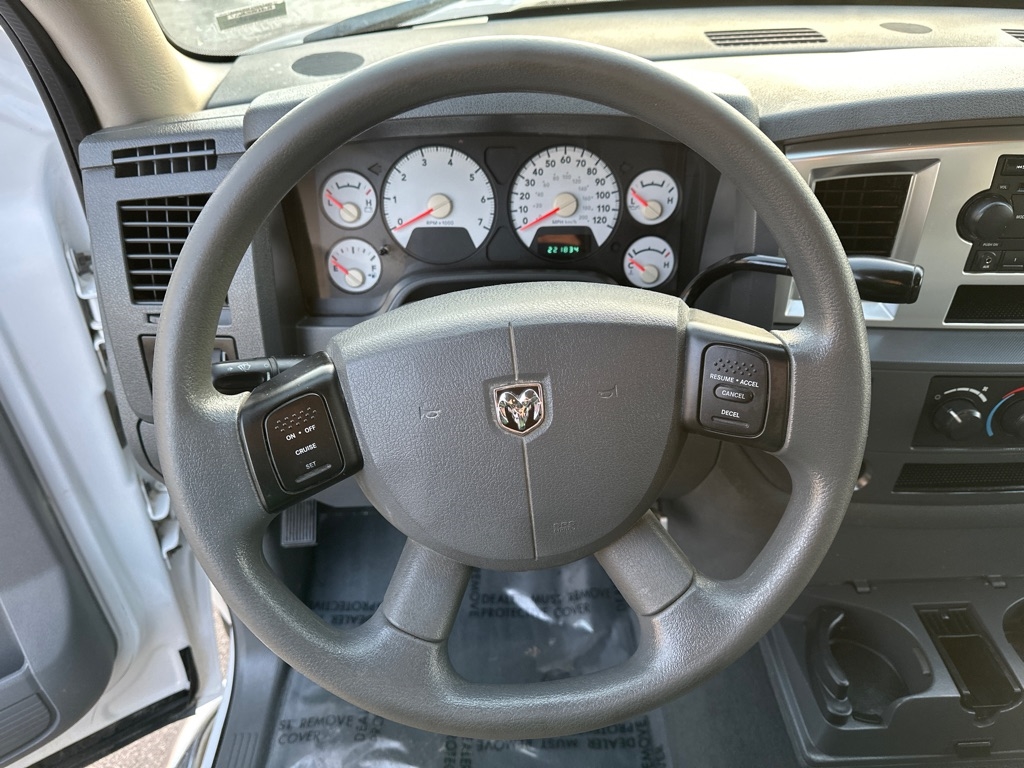 Dodge Ram 1500 SLT Quad Cab 4WD 2007