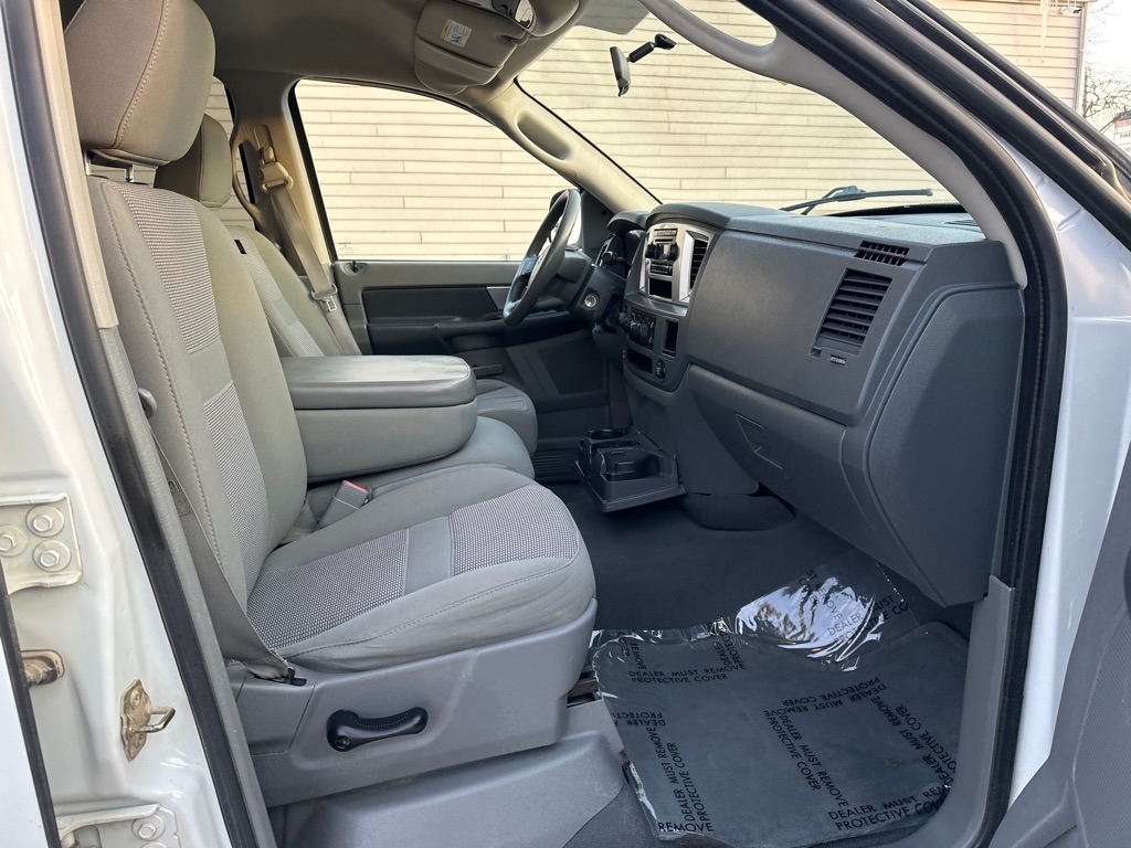 Dodge Ram 1500 SLT Quad Cab 4WD 2007