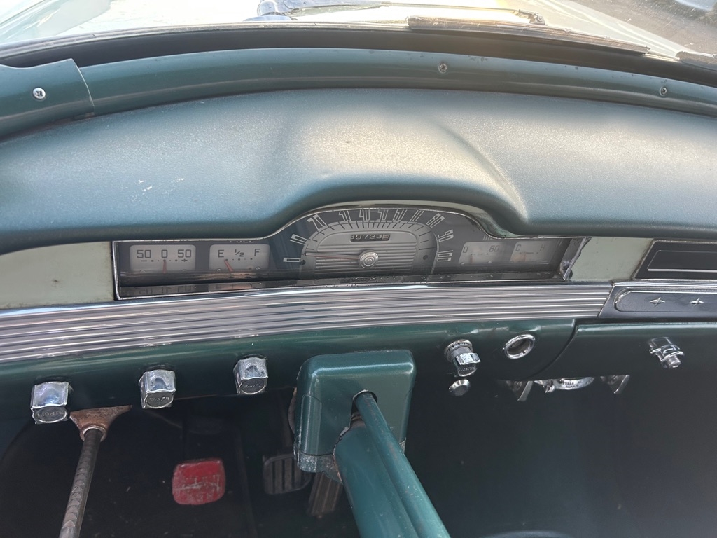 Plymouth Savoy  1954