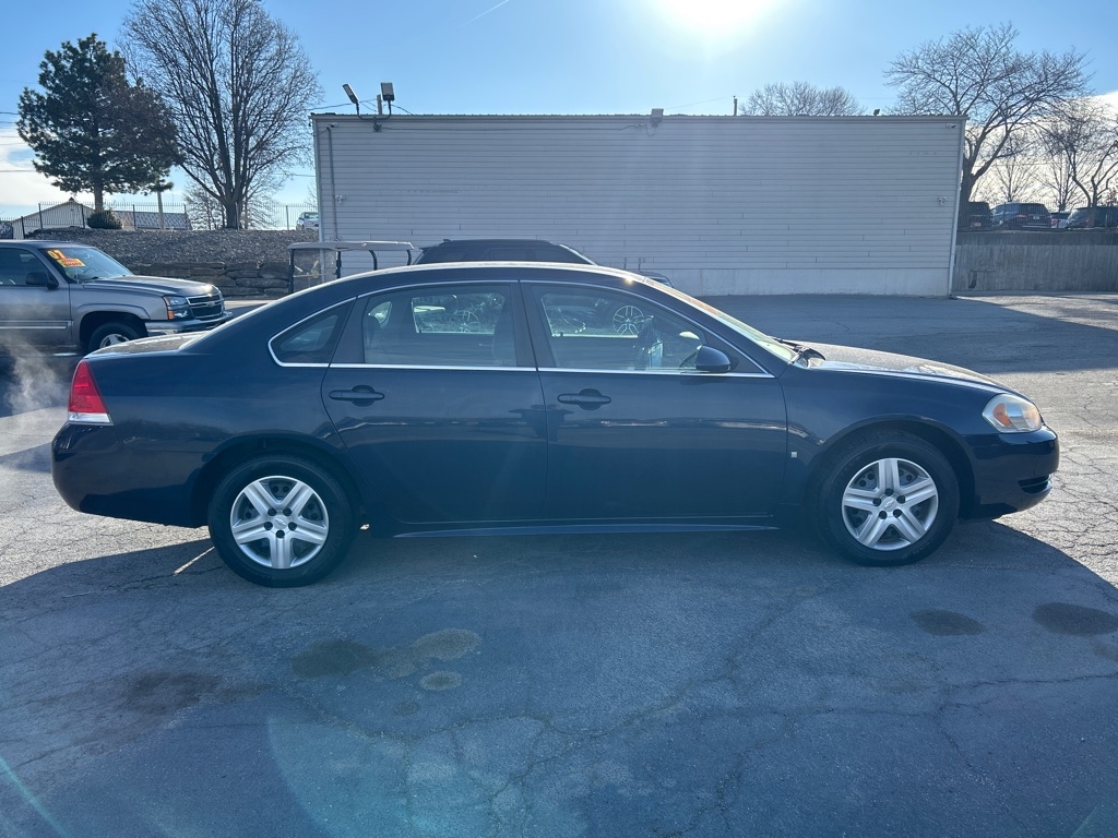 Chevrolet Impala LS 2010