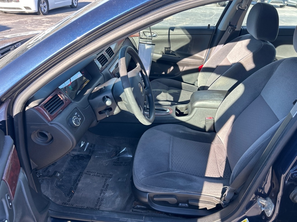 Chevrolet Impala LS 2010