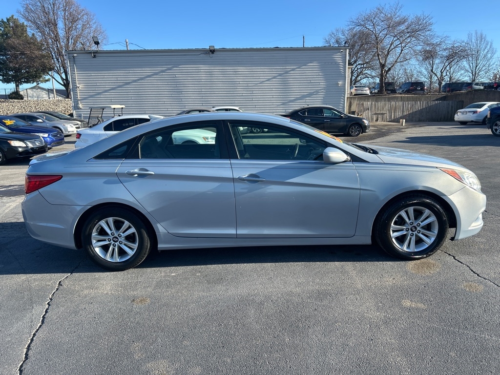 Hyundai Sonata GLS Auto 2011