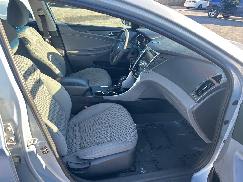 Hyundai Sonata GLS Auto 2011