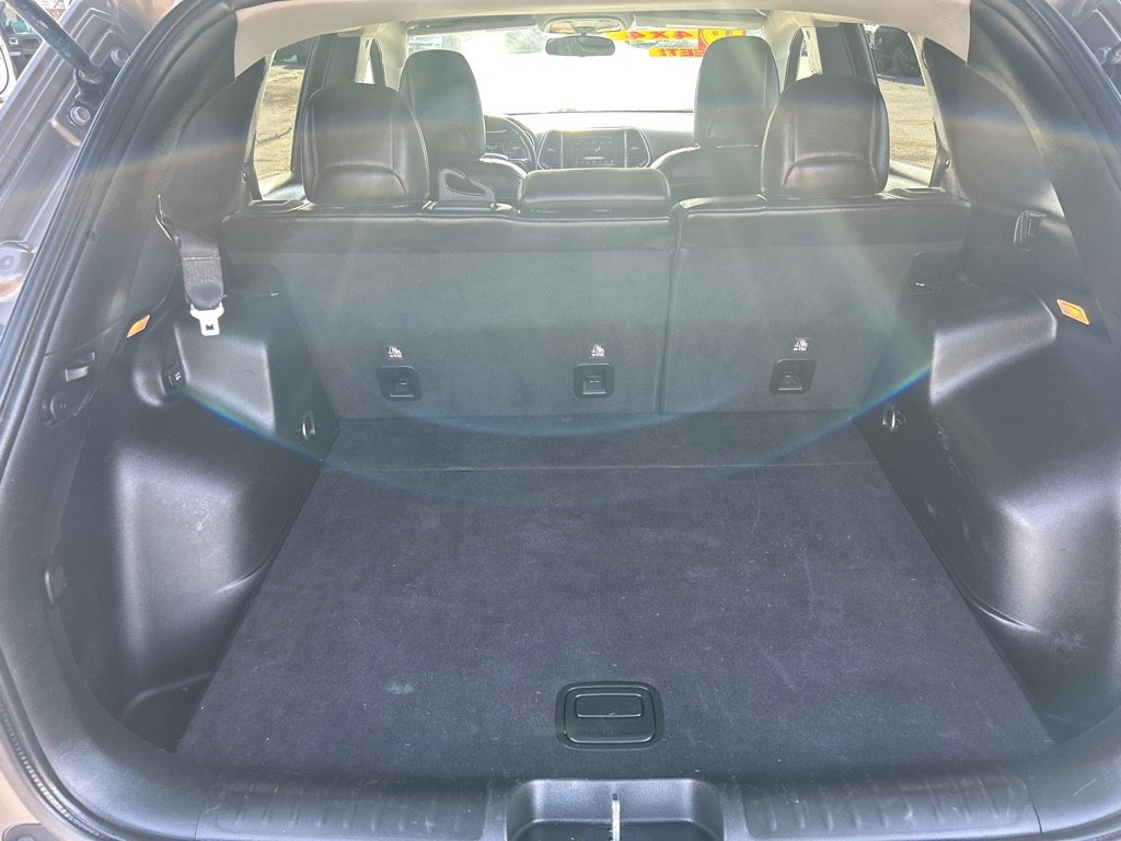 Jeep Cherokee Latitude Plus 4WD 2019