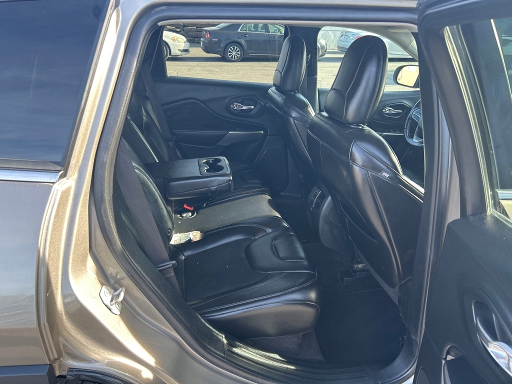 Jeep Cherokee Latitude Plus 4WD 2019