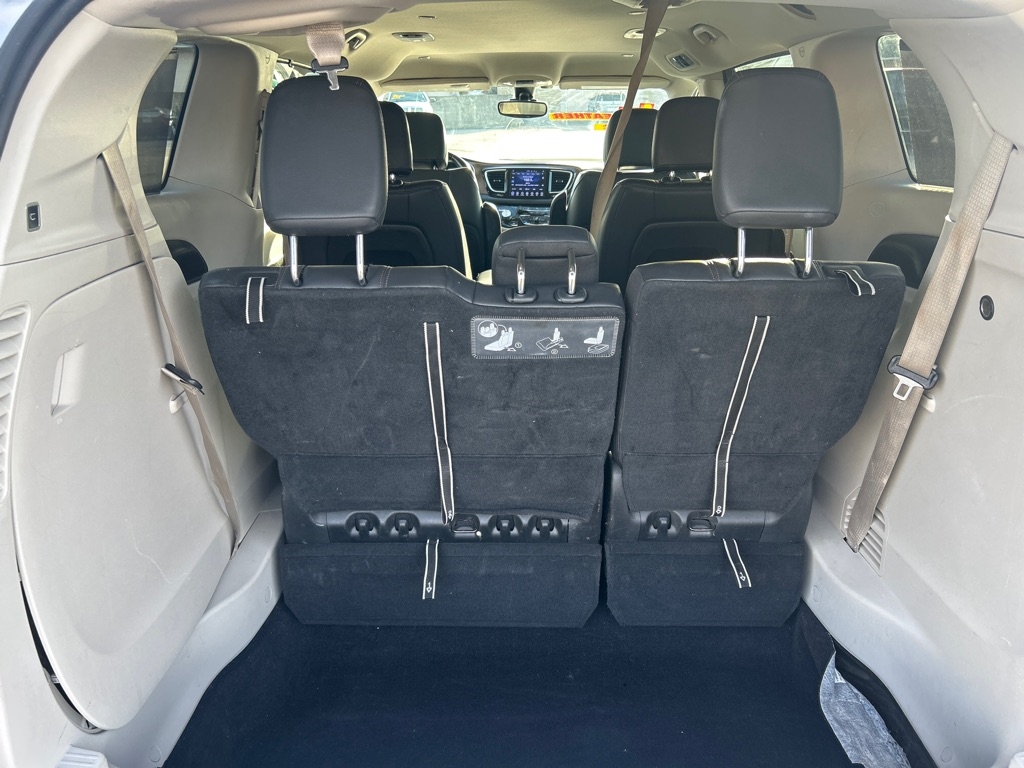 Chrysler Pacifica Touring-L 2017