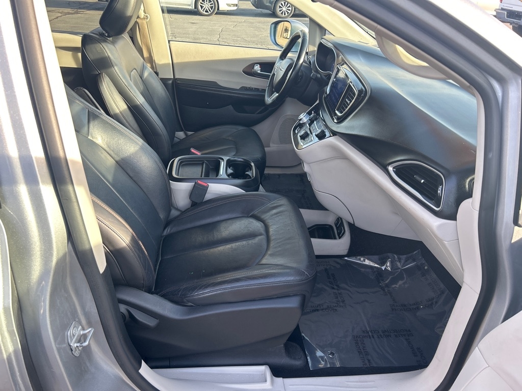 Chrysler Pacifica Touring-L 2017