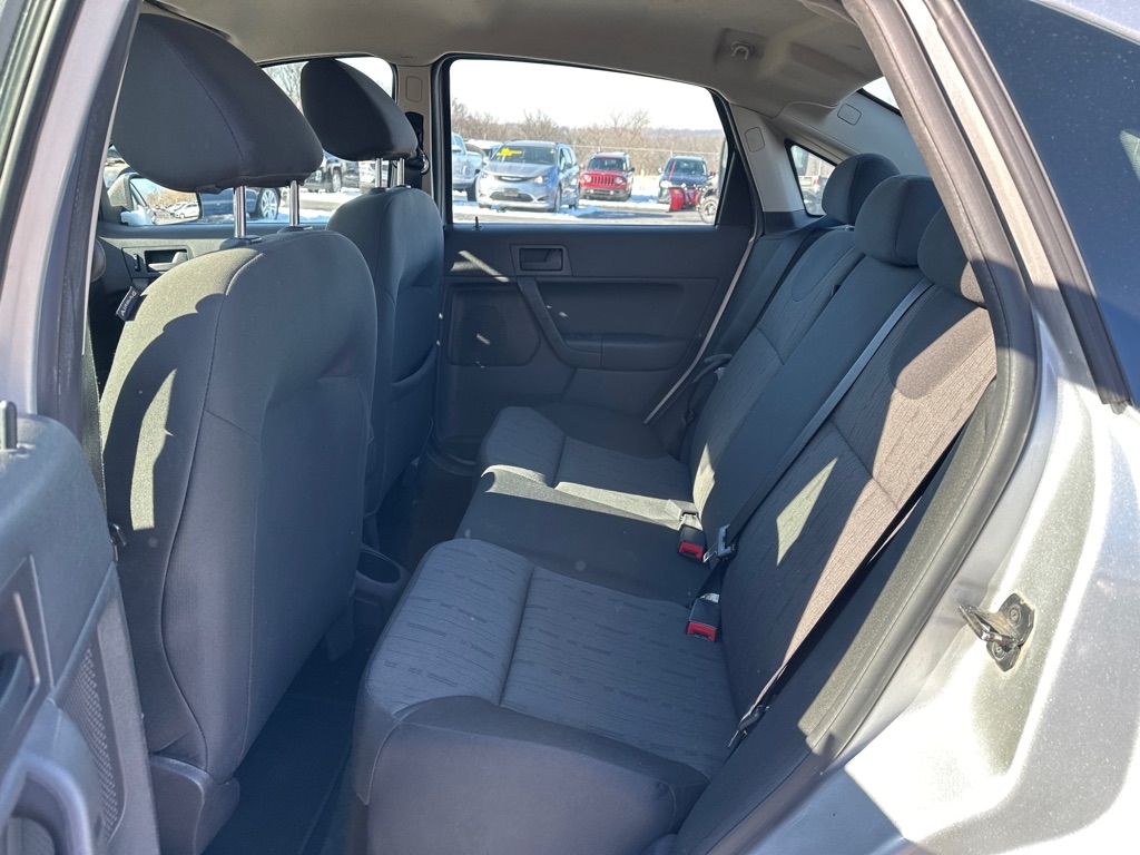 Ford Focus SE Sedan 2009