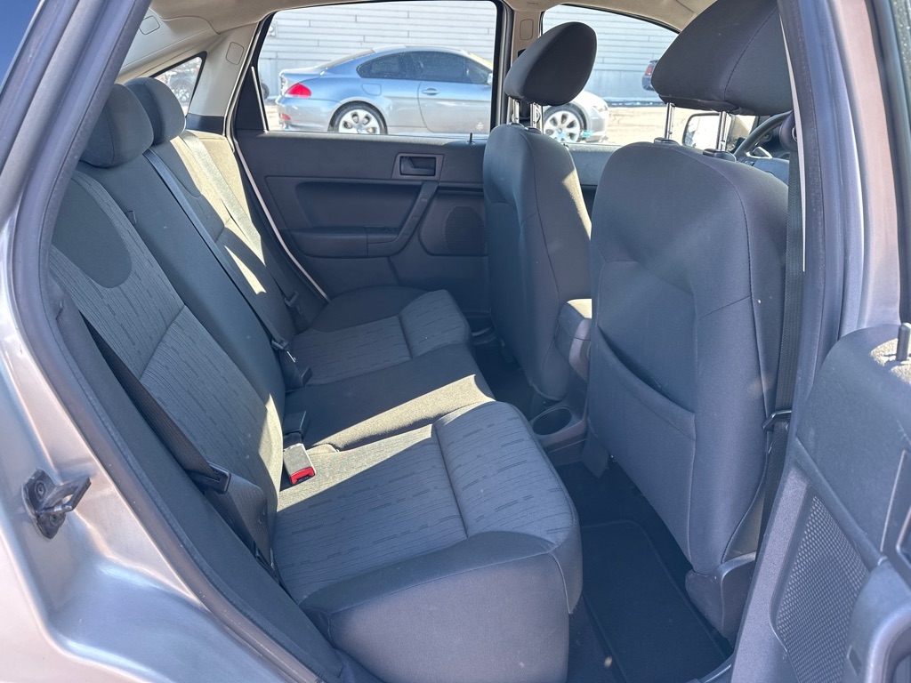 Ford Focus SE Sedan 2009