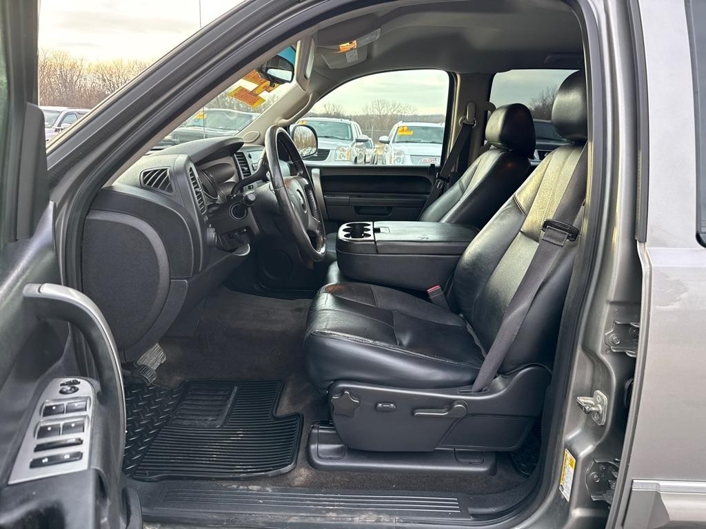 Chevrolet Silverado 1500 LT Crew Cab 2WD 2013