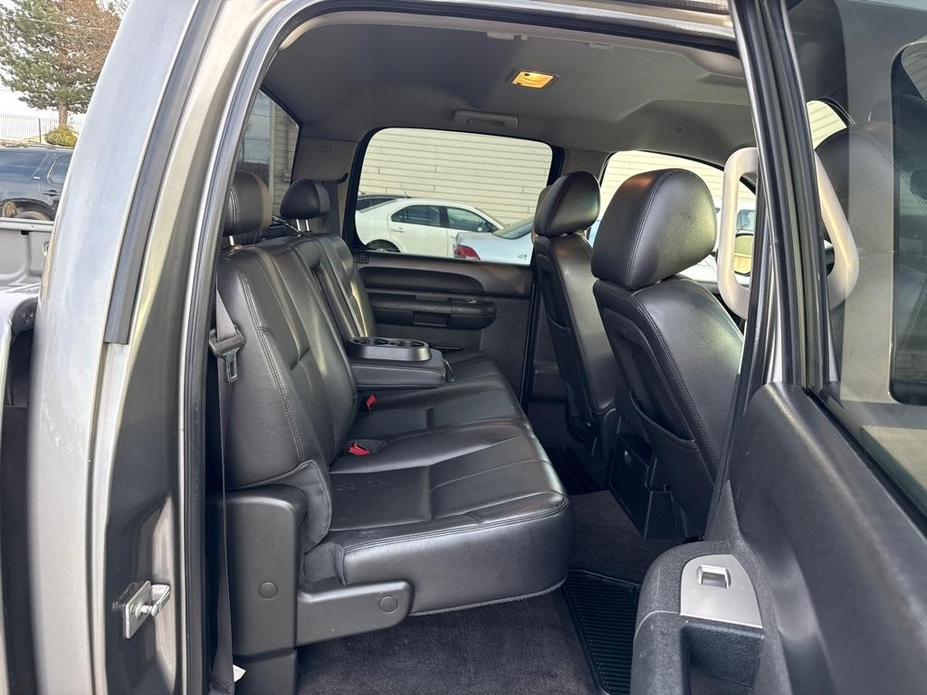 Chevrolet Silverado 1500 LT Crew Cab 2WD 2013