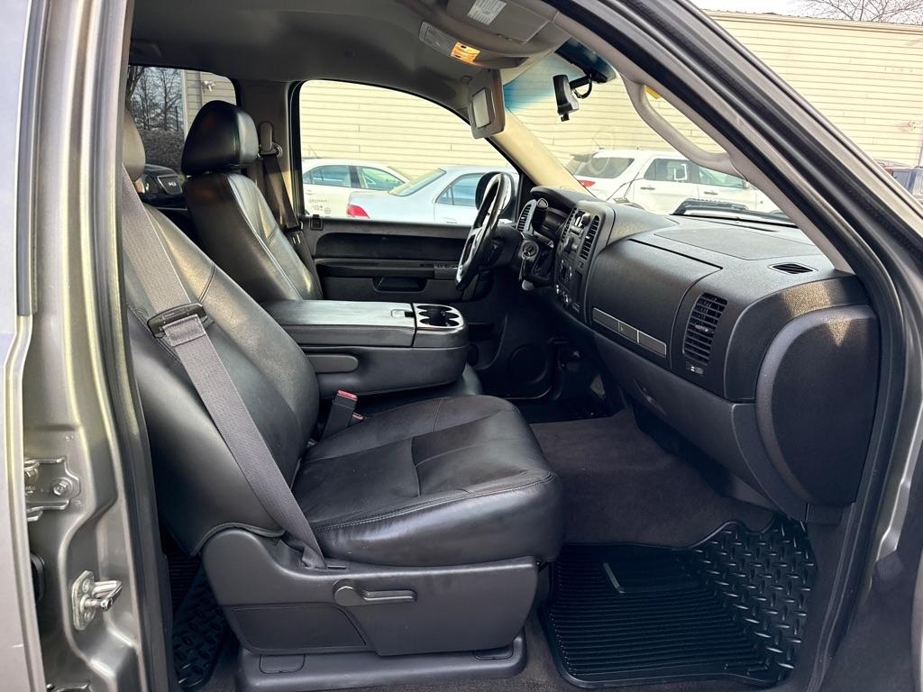 Chevrolet Silverado 1500 LT Crew Cab 2WD 2013