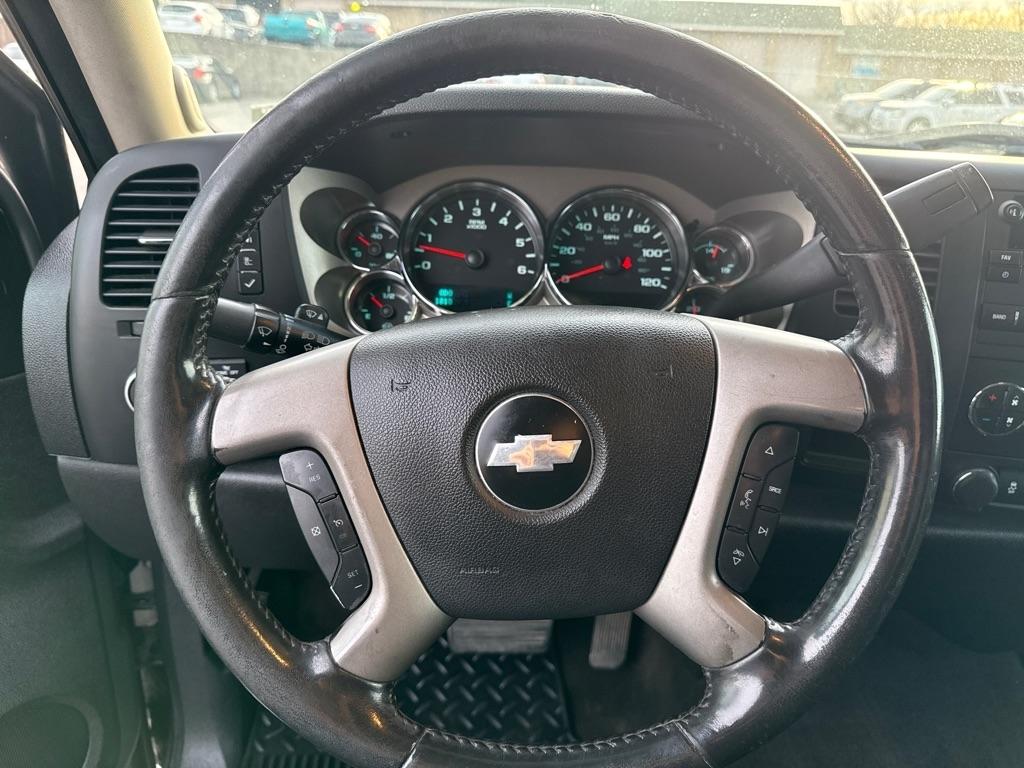 Chevrolet Silverado 1500 LT Crew Cab 2WD 2013