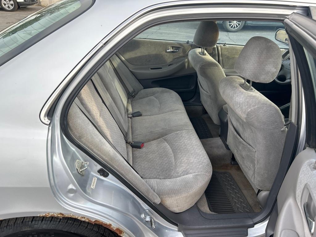 Honda Accord LX sedan 2001