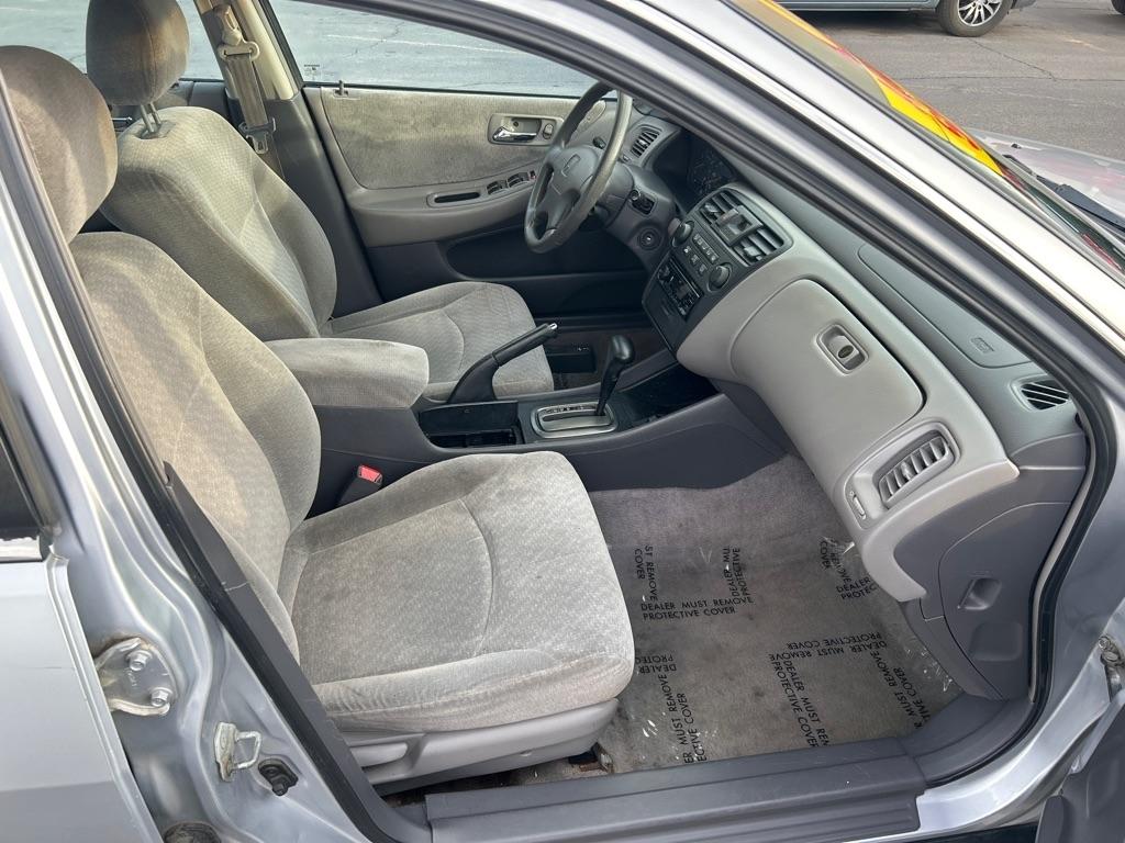 Honda Accord LX sedan 2001