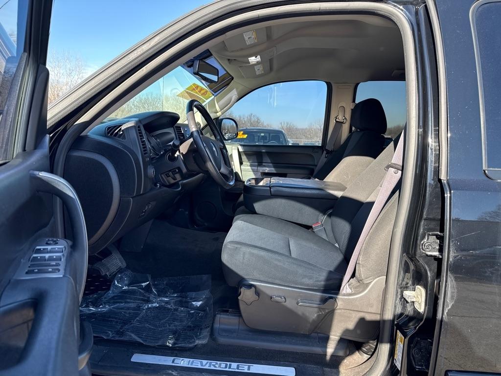 Chevrolet Silverado 1500 LT Crew Cab 4WD 2012