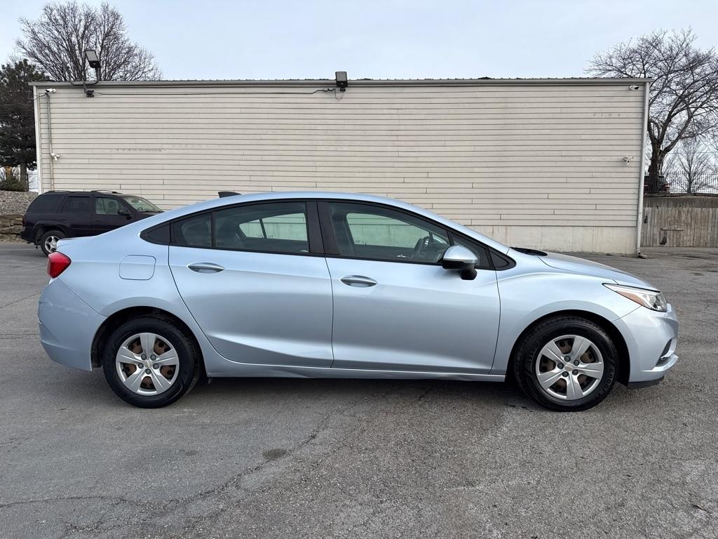 Chevrolet Cruze LS Auto 2018