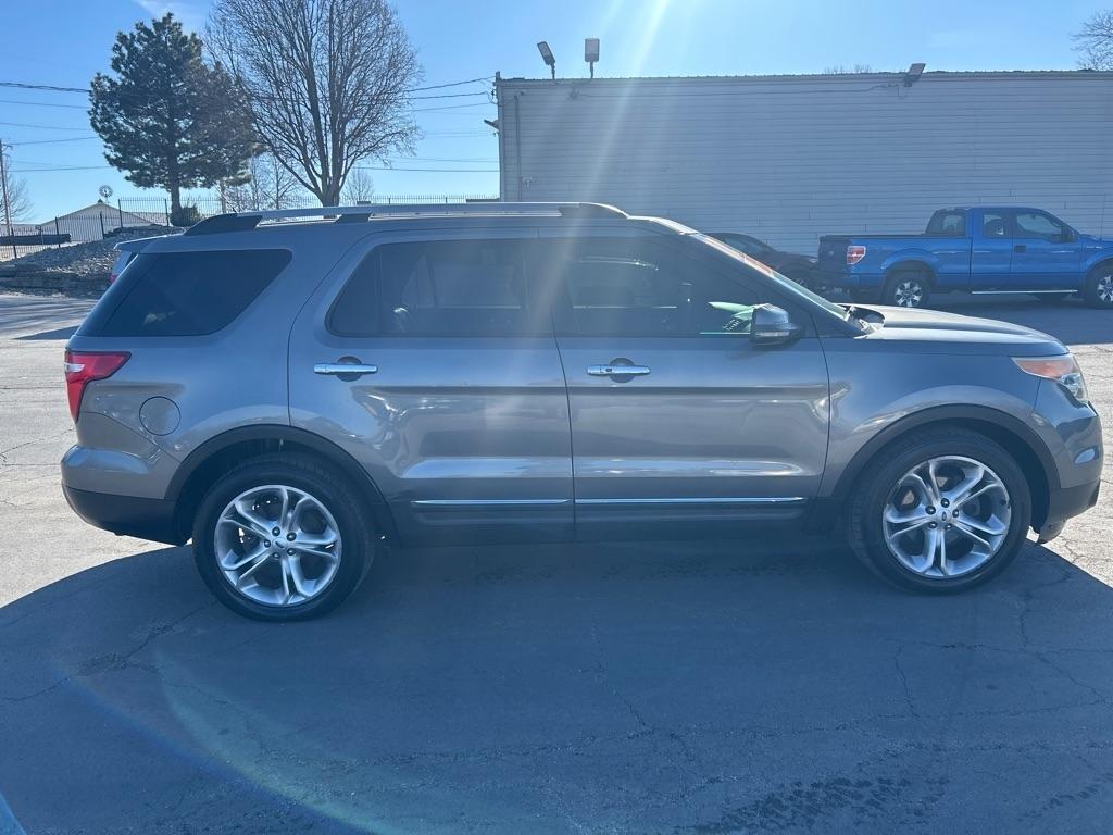 Ford Explorer Limited FWD 2012