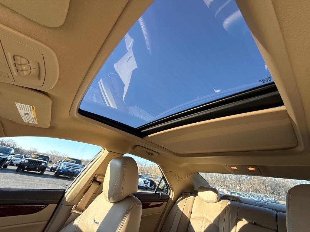 Cadillac CTS 3.6L Premium AWD w/Navi 2011