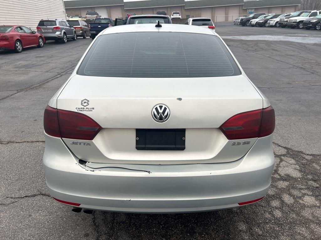 Volkswagen Jetta SE 2011