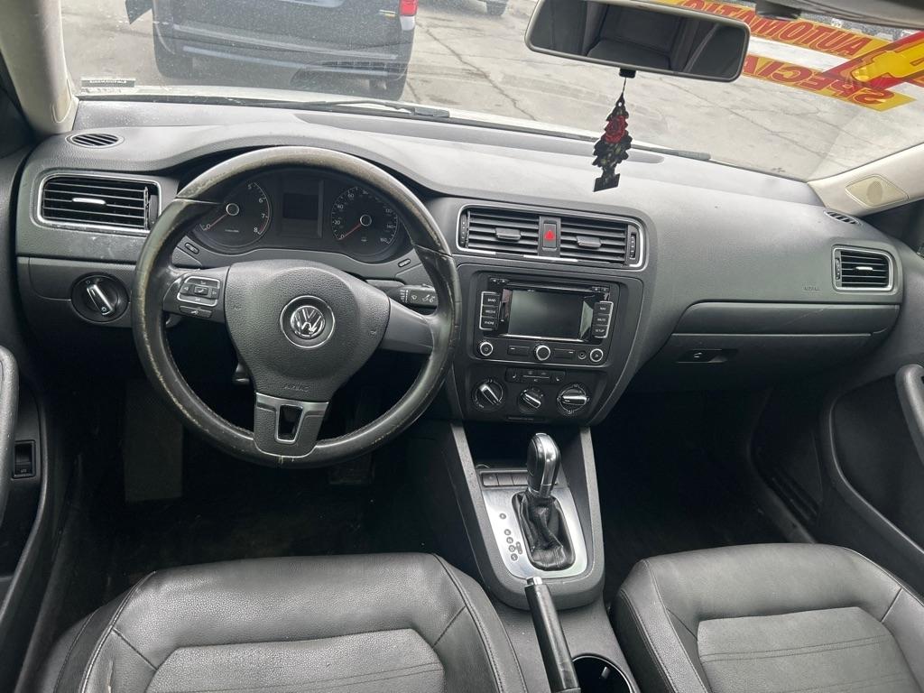 Volkswagen Jetta SE 2011