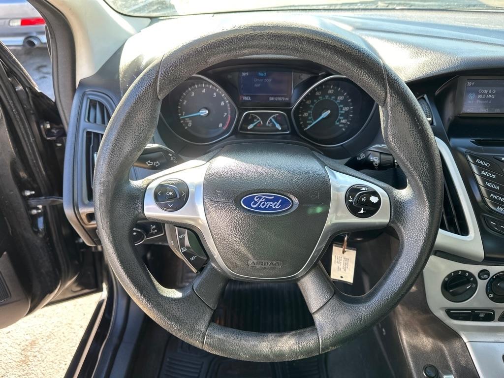 Ford Focus SE Sedan 2014