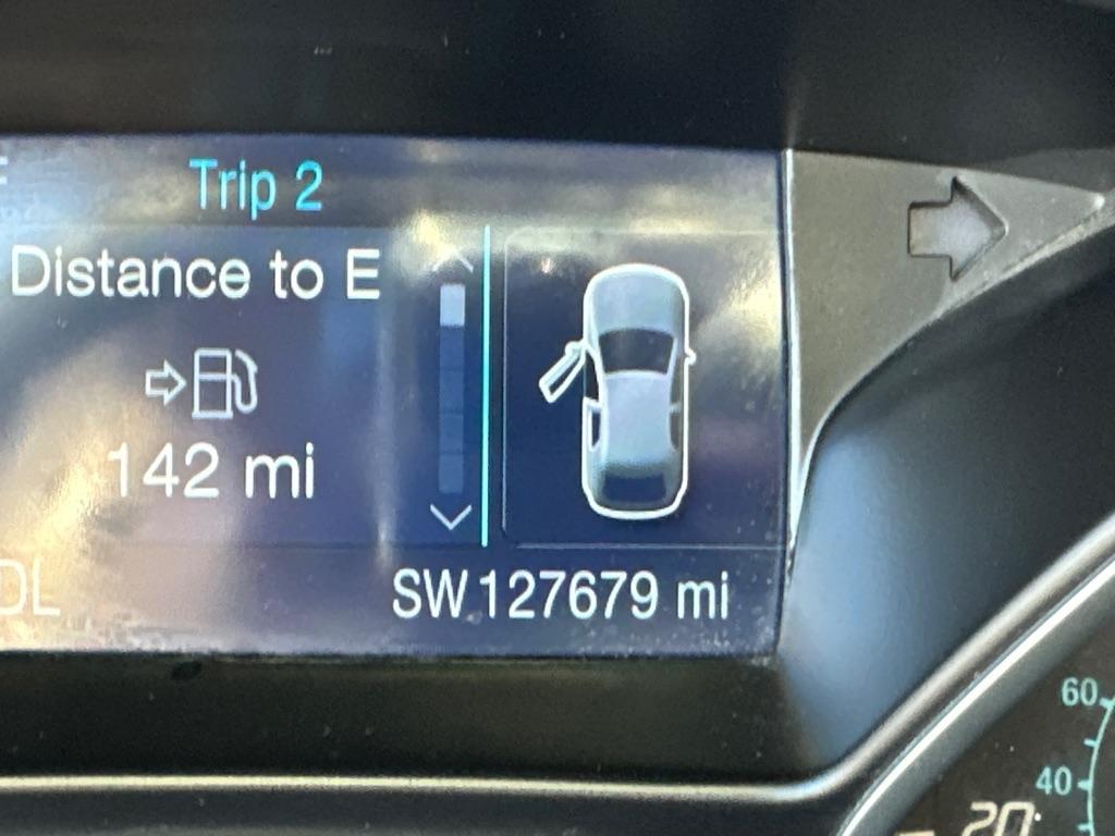 Ford Focus SE Sedan 2014