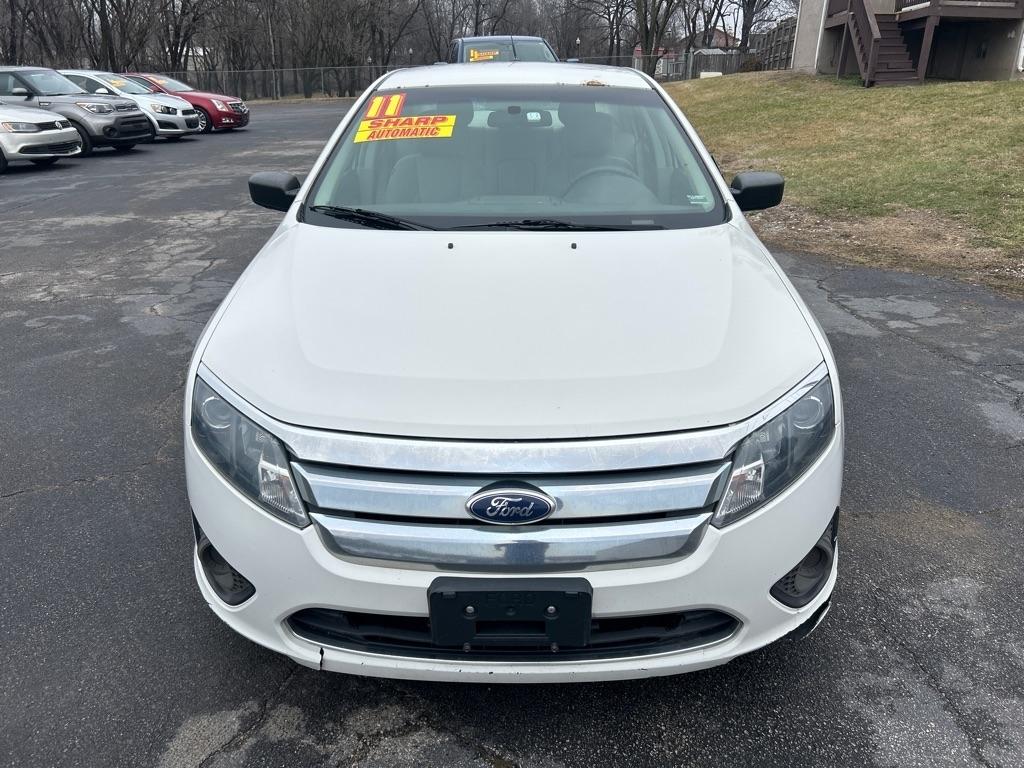 Ford Fusion I4 S 2011