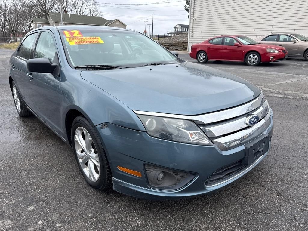 Ford Fusion SE 2012