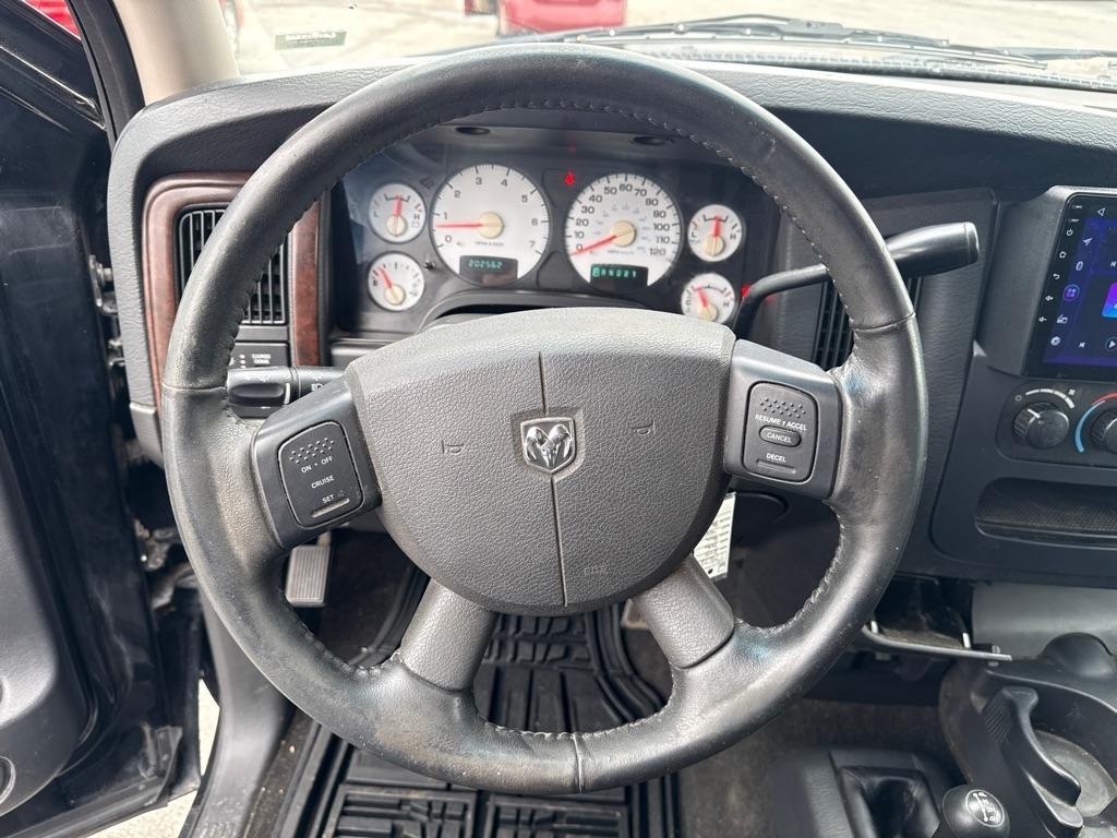 Dodge Ram 1500 SLT Quad Cab Long Bed 4WD 2005