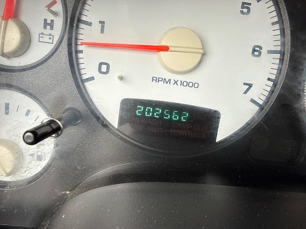 Dodge Ram 1500 SLT Quad Cab Long Bed 4WD 2005