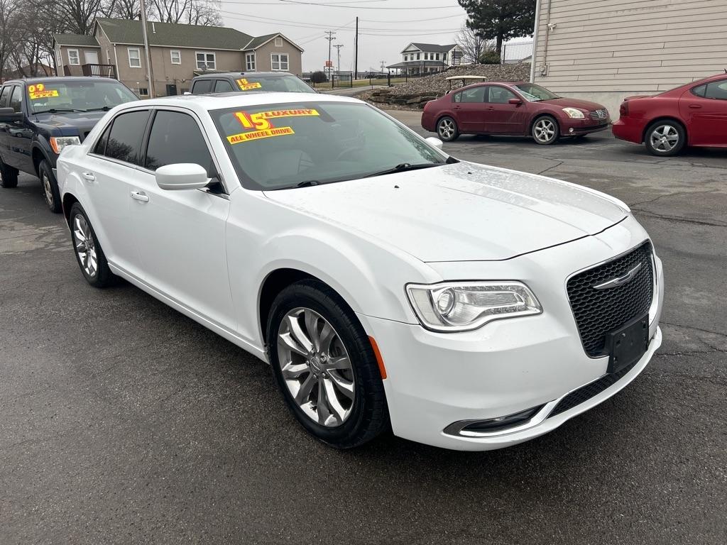 Chrysler 300 Limited AWD 2015